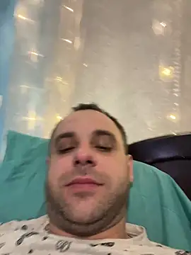 Show modela LaBuBupara na web-kameri