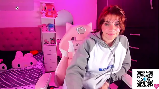 Chat +18 de Vannessa__Shy ao vivo