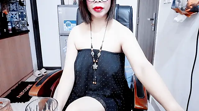 Miu-Le Live XXX Chat