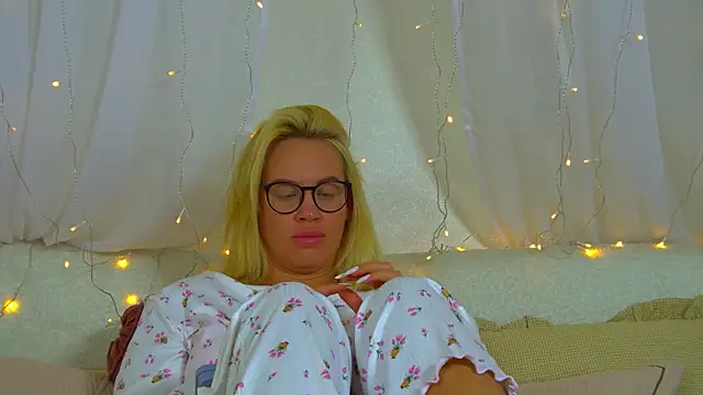 دردشة MariaNeumann الجنسية المباشرة