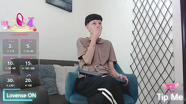 LiamBrown09のライブXXXチャット