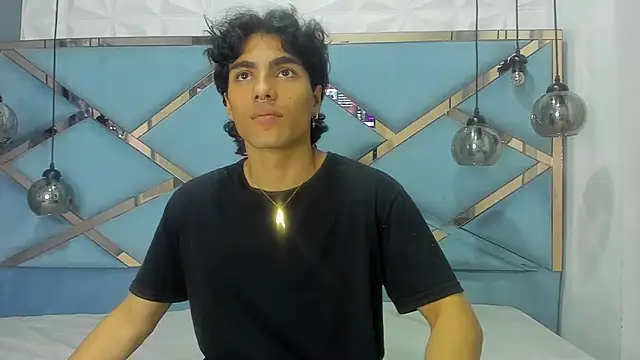 عرض كام MattFiore