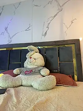 Doll_Alaia_ Chat XXX in diretta