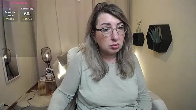 KKMimiKK Live XXX Chat