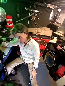 AllucyLu's Live XXX Chat