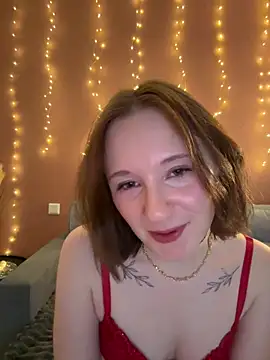 AlinaFoxyy Live XXX Chat