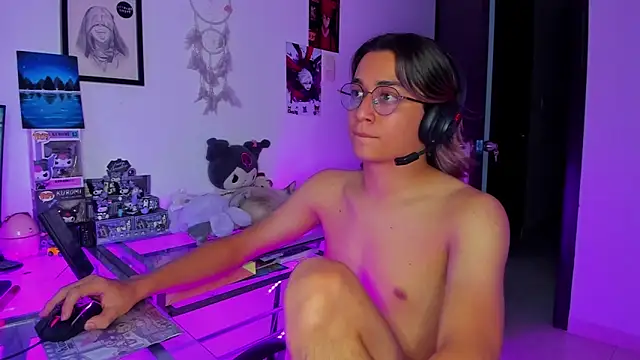 KeitaMoon Adlı Modelin Web Kamerası Şovu