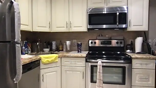 BigGuyMuscle live XXX chat