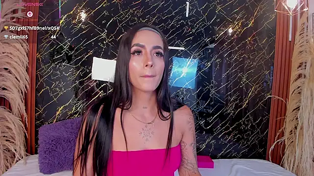 Tamara-evans live XXX chat