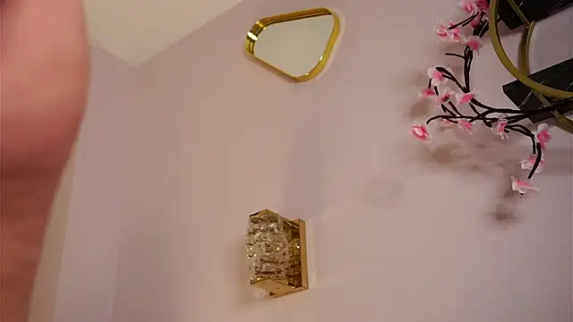 SunnivaCovil's Live XXX Chat