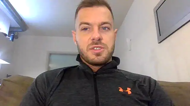 cheekycherryx's Live XXX Chat