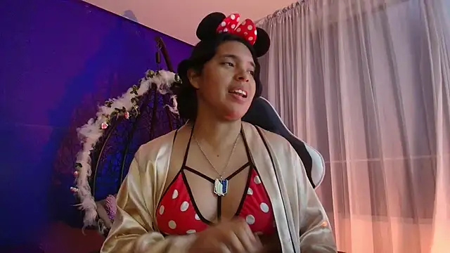 แชท XXX สดของ Emmapark_