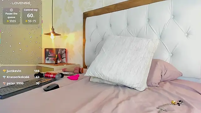 IRISCLARK1 Live XXX-Chat