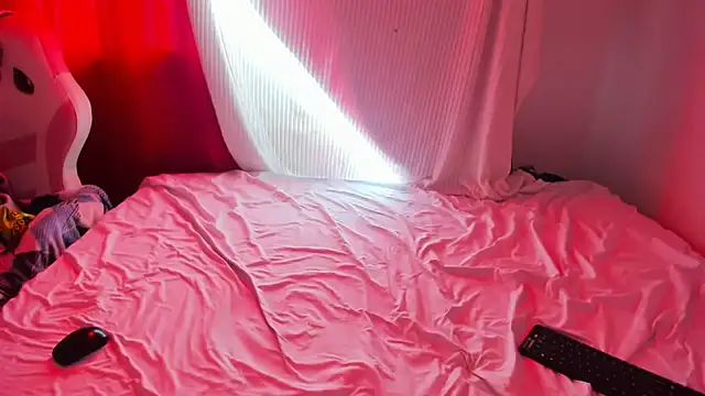 Emily_Coper18 Chat XXX live