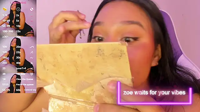 ZoeParcker 即時 XXX 聊天