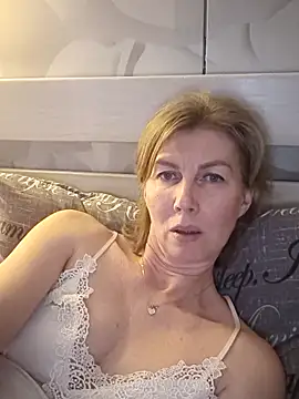 XXX chat uživo modela stellahere8