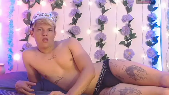 izan_20 – Naživo XXX chat