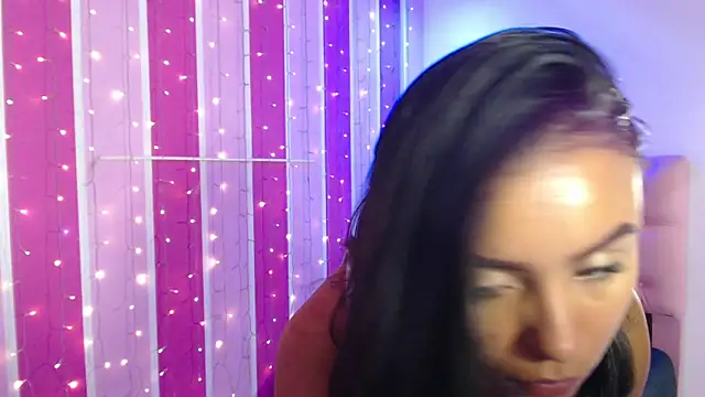 julieta_fnn Live XXX chat