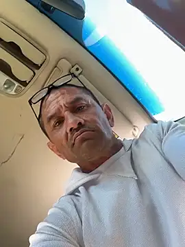 SmokinFuckinMeff live XXX chat