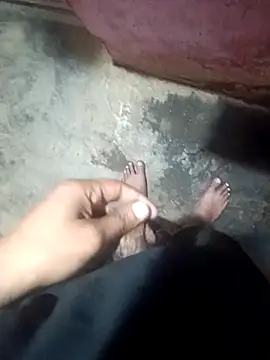 hiiOGhere Show in webcam