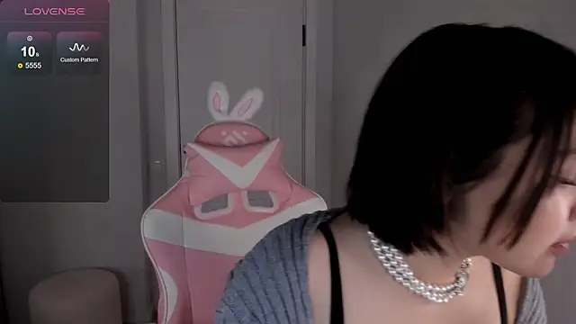 hee_young11n Live XXX chat