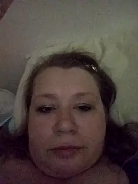 Živý XXX chat KiraStanton