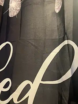 Czat XXX na żywo – QueenNefertiti