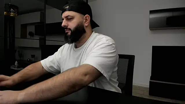 DravenPeak Live XXX Chat