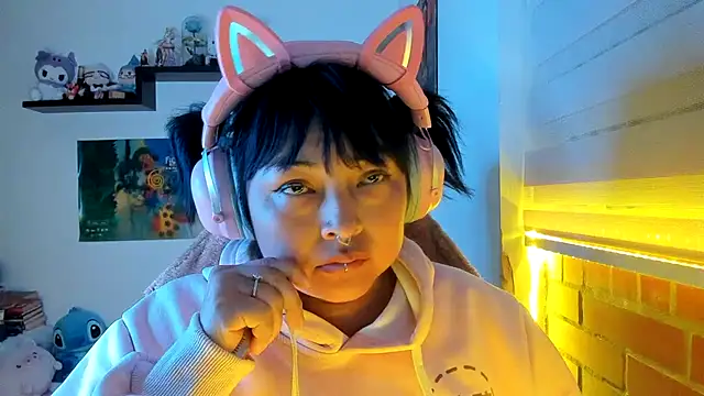 Shaddycute_ – Live XXX-chat