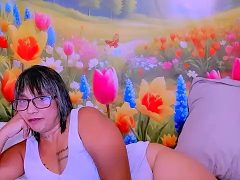 indianroxy élő XXX-chatje