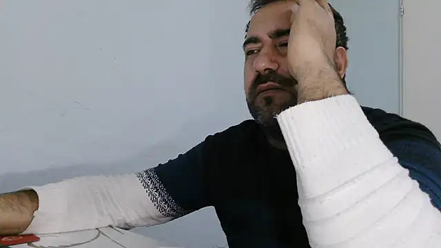 Czat XXX na żywo – big_snakee