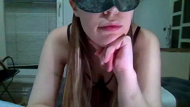 Isa-Meryem 即時 XXX 聊天