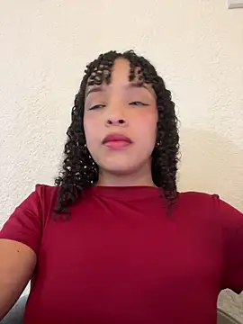 Yasmin777_'s Live XXX Chat