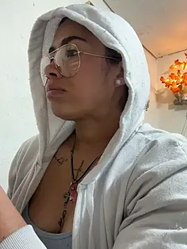 Živý XXX chat Sweet__Nurse1