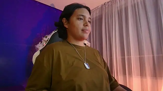 Chat XXX ao vivo de Emmapark_