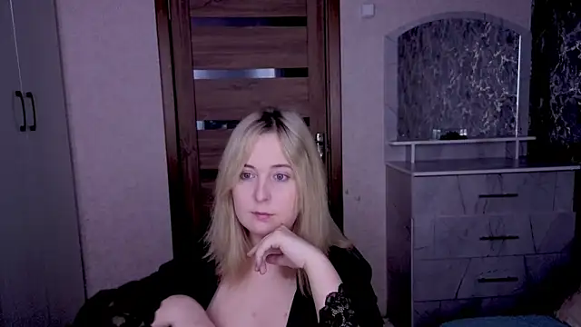 Kristy-Max Live XXX-Chat