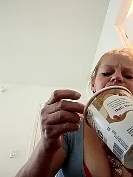 ForbiddenClover Chat XXX live