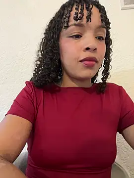 Yasmin777_ – Naživo XXX chat