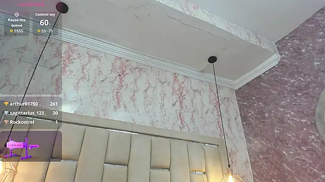 Živý XXX chat Naughty_Mely_