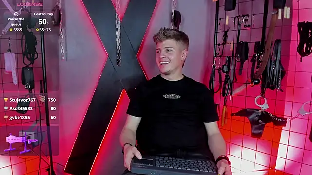 دردشة MrJustin_Brianna_BDSM الجنسية المباشرة