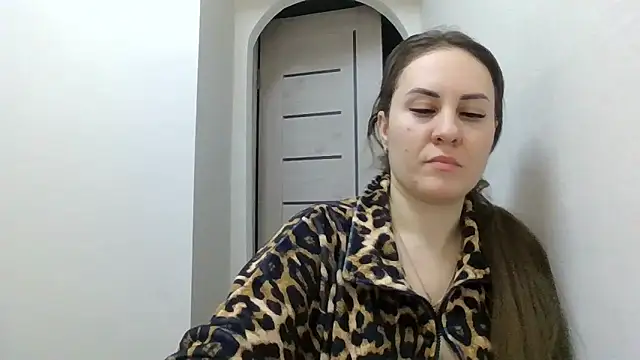 MeadowEyes Adlı Modelin Canlı XXX Sohbeti