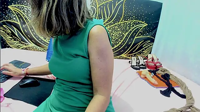 mrs_angelica 现场XXX聊天