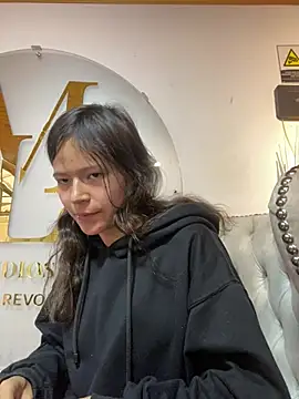 Ninffa_pinkk21: απευθείας συνομιλία ΧΧΧ