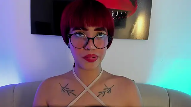Taylor__Watson – Naživo XXX chat