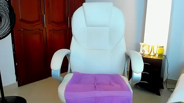 kathyajhonss Webcam-Show