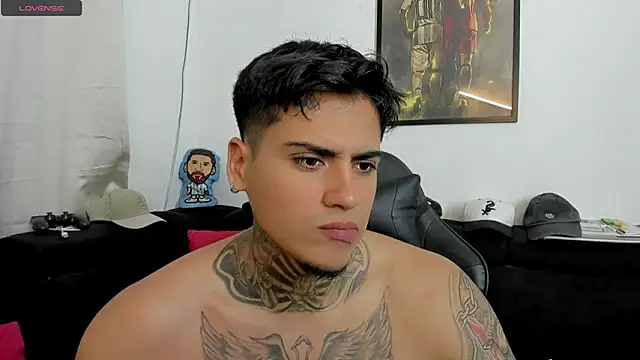 mad_maxxx2 Live XXX Chat