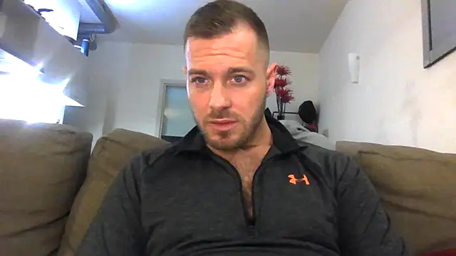 cheekycherryx: онлайн-секс-чат