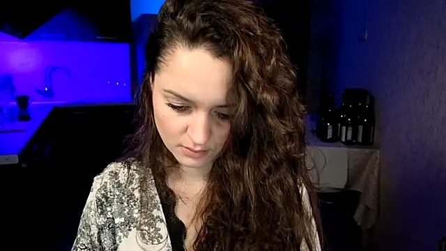 Cerann1 élő XXX-chatje