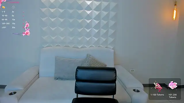 JuanitaClay Adlı Modelin Canlı XXX Sohbeti