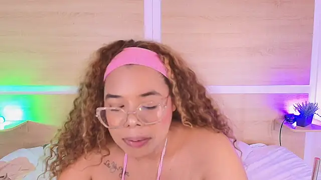 Živý XXX chat _nickypurple_